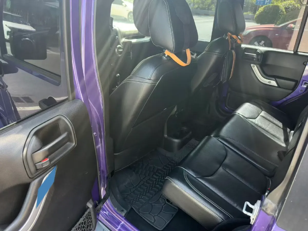 2017 Jeep Wrangler 3.0L 234HP V6 5AT,autocango,china used car exporter,china ev exporter,chinese used car exporter,chinese used ev exporter