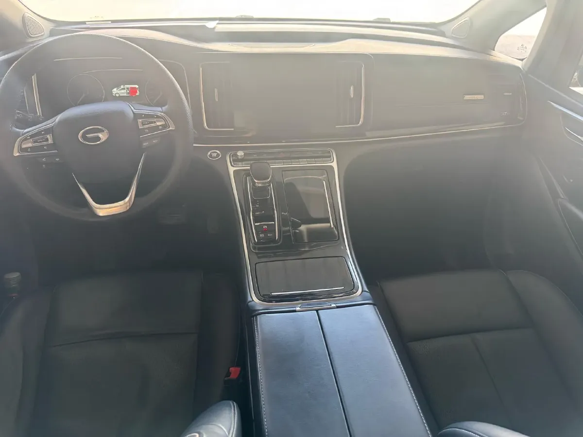 2021 GAC Trumpchi M8 2.0T 252HP L4 8AT,autocango,china used car exporter,china ev exporter,chinese used car exporter,chinese used ev exporter
