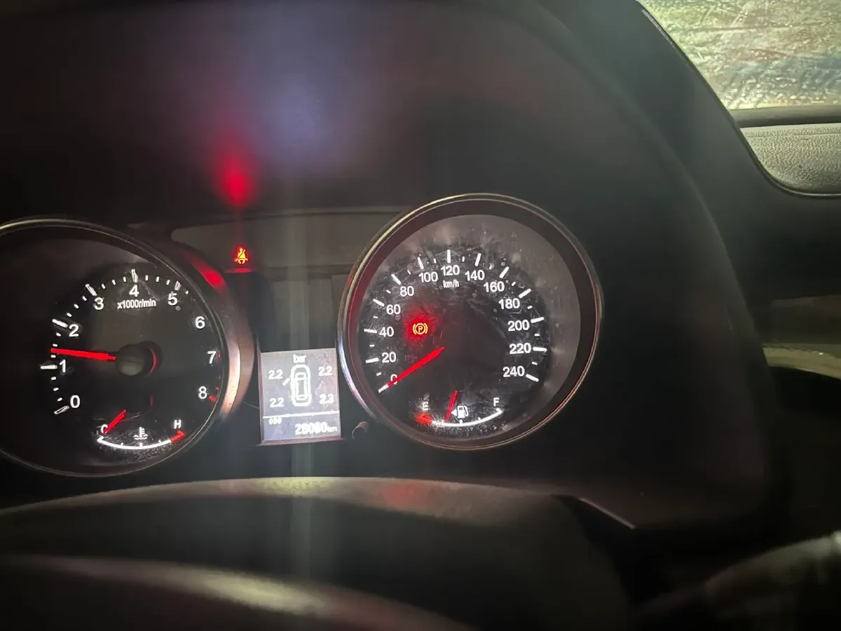 2023 Haval M6 1.5T 150HP L4 6MT,autocango,china used car exporter,china ev exporter,chinese used car exporter,chinese used ev exporter