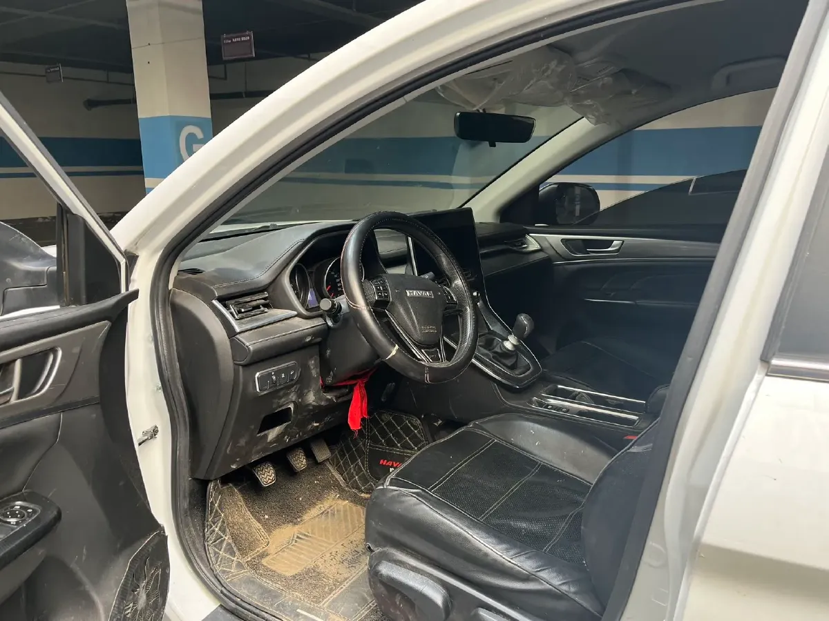 2023 Haval M6 1.5T 150HP L4 6MT,autocango,china used car exporter,china ev exporter,chinese used car exporter,chinese used ev exporter