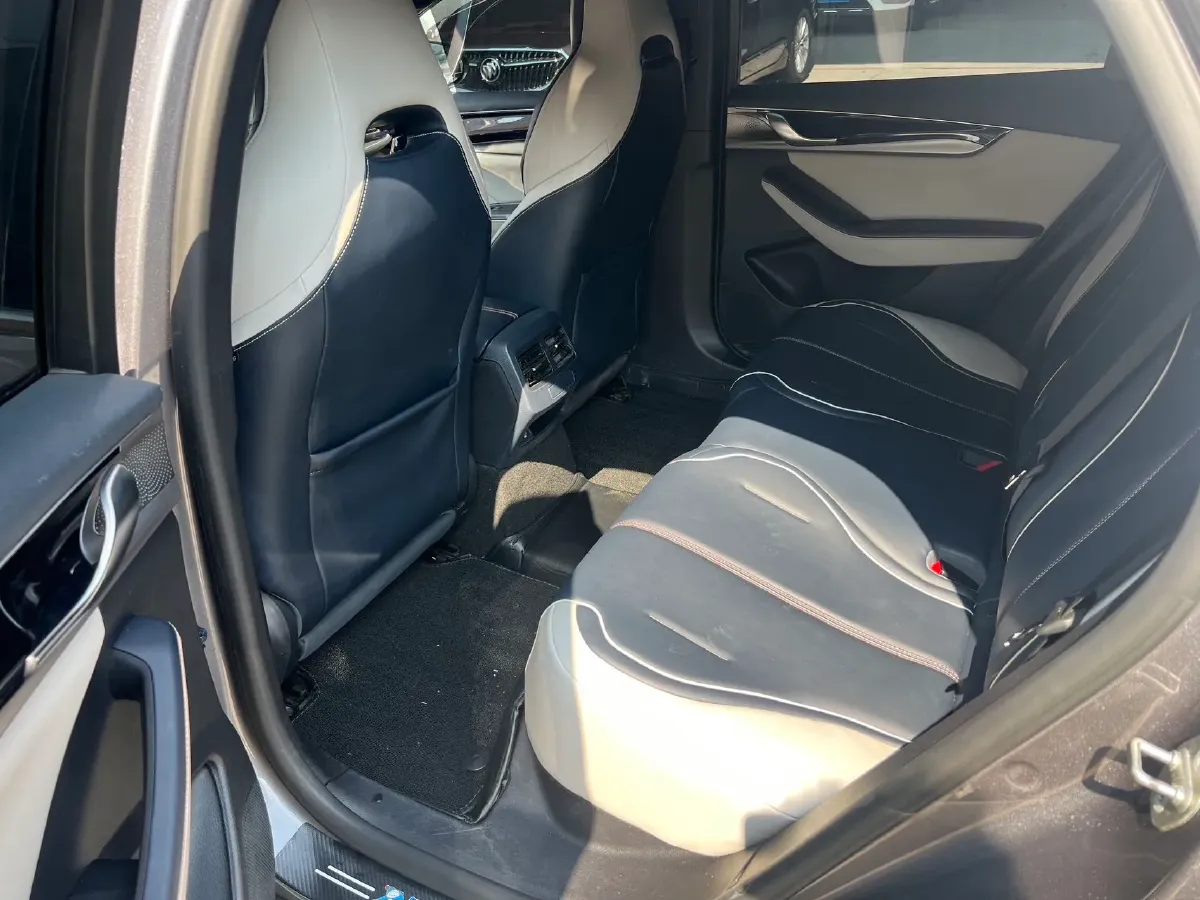 2021 MAXUS G50 1.5T 169HP L4 7DCT,autocango,china used car exporter,china ev exporter,chinese used car exporter,chinese used ev exporter