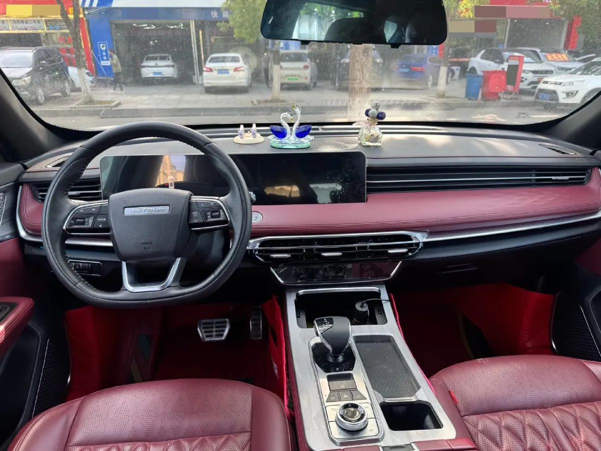 2023 ChangAn Oshan X7 Plus 1.5T 188HP L4 7DCT,autocango,china used car exporter,china ev exporter,chinese used car exporter,chinese used ev exporter