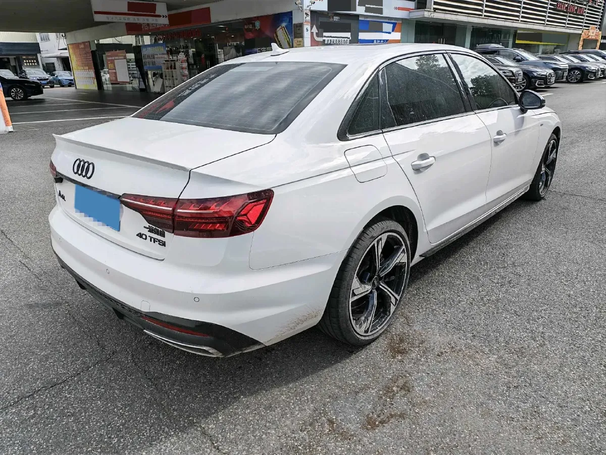 2024 Audi A4L 2.0T 190HP L4 7DCT,autocango,china used car exporter,china ev exporter,chinese used car exporter,chinese used ev exporter
