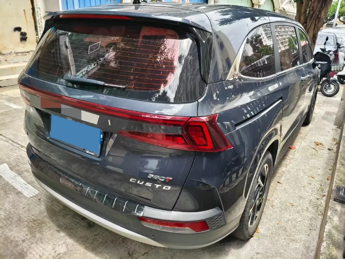 2022 Hyundai Custo 1.5T 170HP L4 8AT,autocango,china used car exporter,china ev exporter,chinese used car exporter,chinese used ev exporter