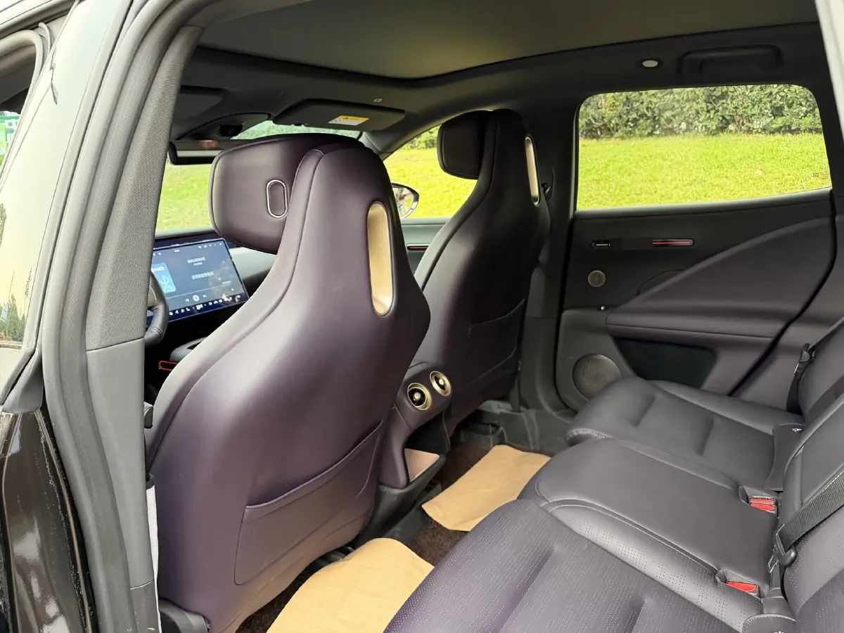 2024 Avatr 07 1.5T 156HP L4 REEV 39.05KWH,autocango,china used car exporter,china ev exporter,chinese used car exporter,chinese used ev exporter