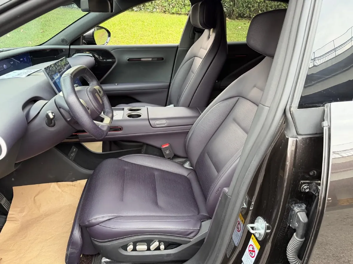 2024 Avatr 07 1.5T 156HP L4 REEV 39.05KWH,autocango,china used car exporter,china ev exporter,chinese used car exporter,chinese used ev exporter