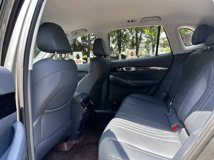 2024 LanDian E5 1.5L 110HP L4 E-CVT PHEV 17.52KWH,autocango,china used car exporter,china ev exporter,chinese used car exporter,chinese used ev exporter