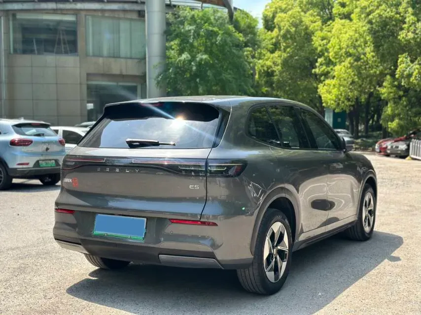 2024 LanDian E5 1.5L 110HP L4 E-CVT PHEV 17.52KWH,autocango,china used car exporter,china ev exporter,chinese used car exporter,chinese used ev exporter