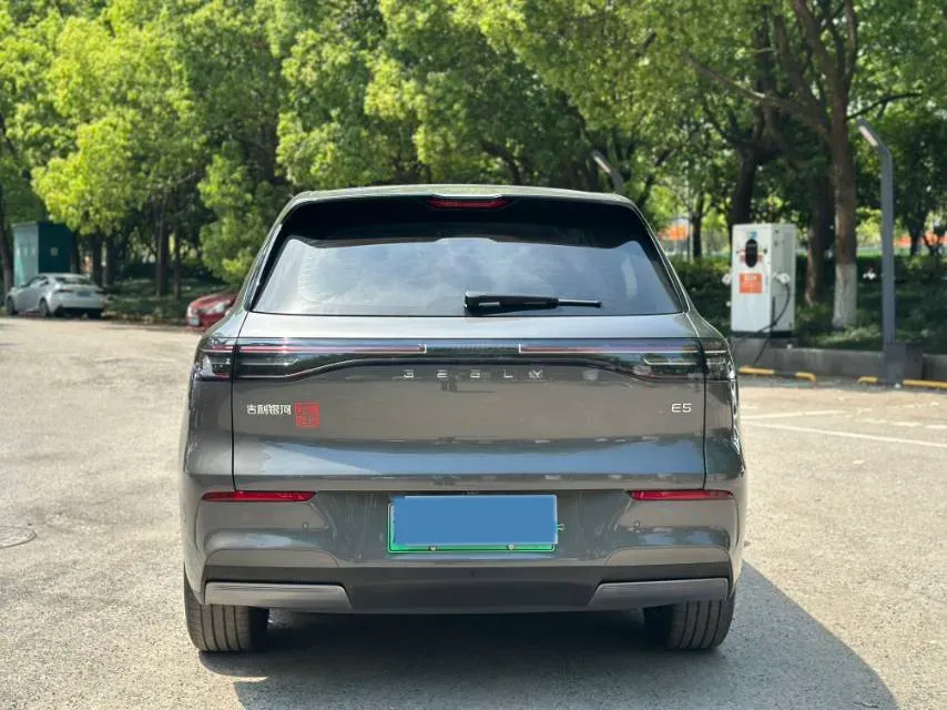 2024 LanDian E5 1.5L 110HP L4 E-CVT PHEV 17.52KWH,autocango,china used car exporter,china ev exporter,chinese used car exporter,chinese used ev exporter