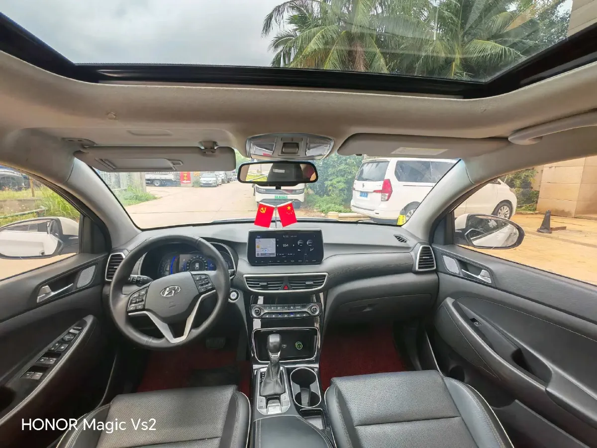 2019 Hyundai Tucson 1.6T 177HP L4 7DCT,autocango,china used car exporter,china ev exporter,chinese used car exporter,chinese used ev exporter