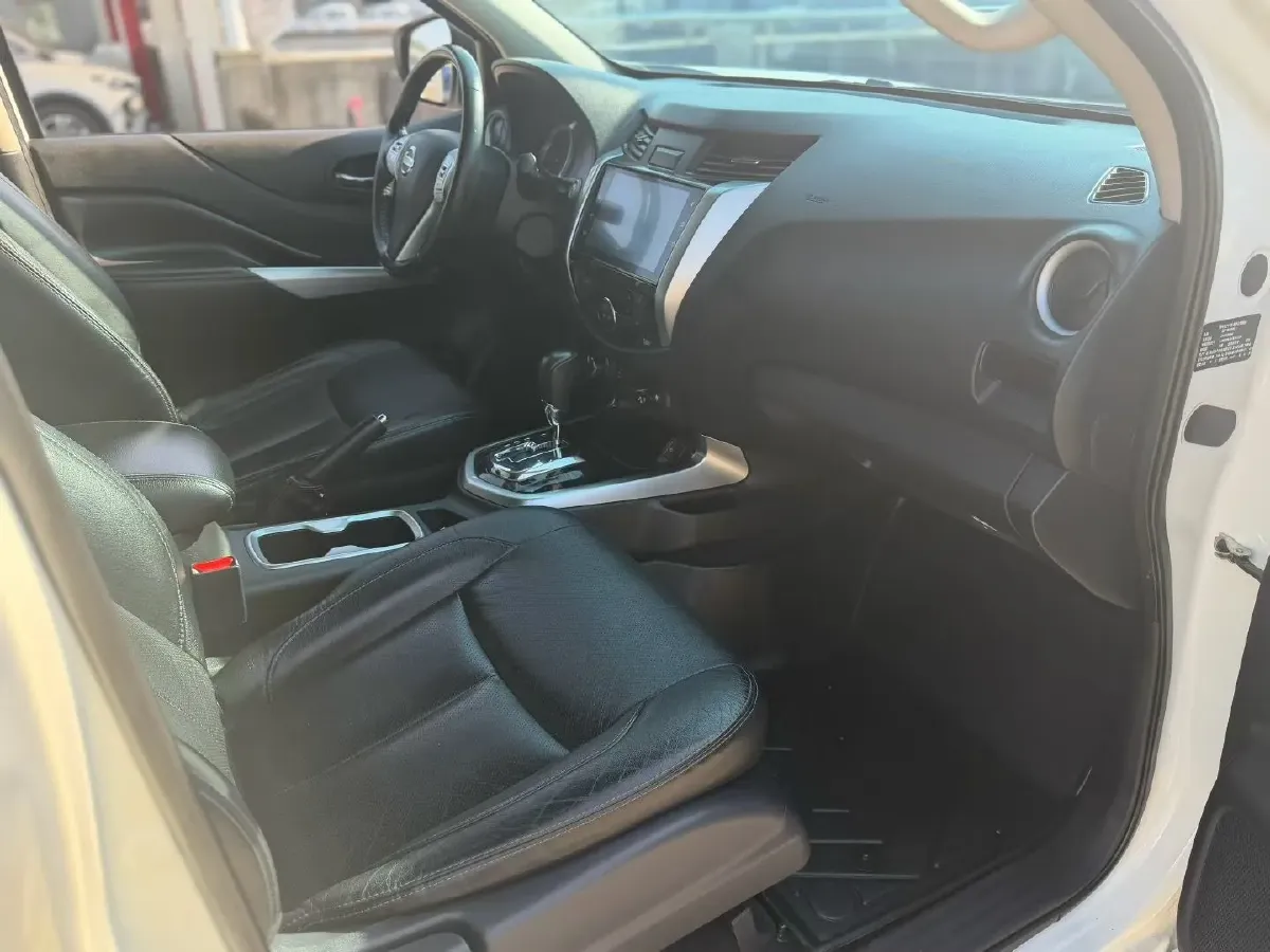 2020 Nissan Terra 2.5L 193HP L4 7AT,autocango,china used car exporter,china ev exporter,chinese used car exporter,chinese used ev exporter