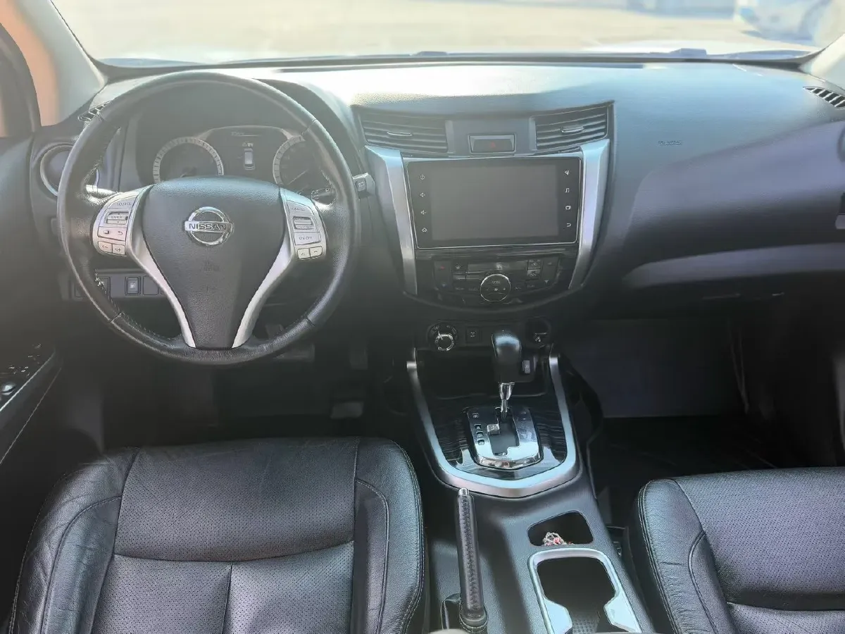 2020 Nissan Terra 2.5L 193HP L4 7AT,autocango,china used car exporter,china ev exporter,chinese used car exporter,chinese used ev exporter