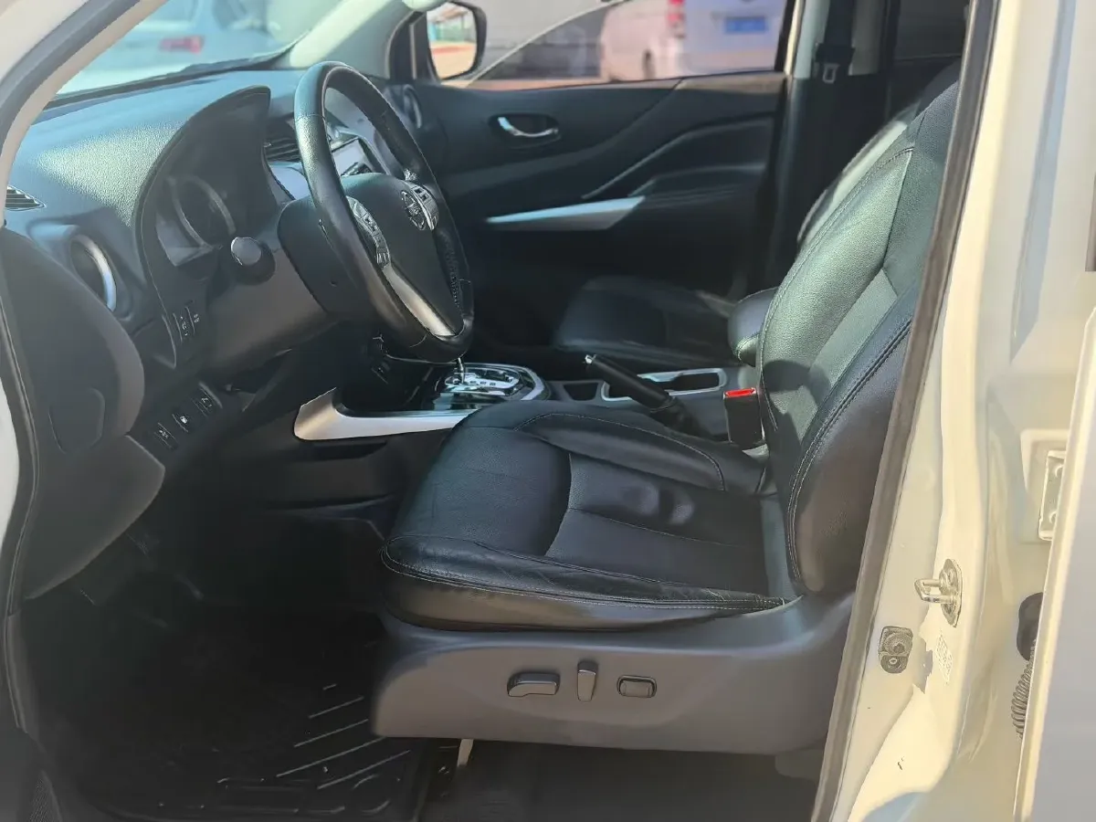 2020 Nissan Terra 2.5L 193HP L4 7AT,autocango,china used car exporter,china ev exporter,chinese used car exporter,chinese used ev exporter