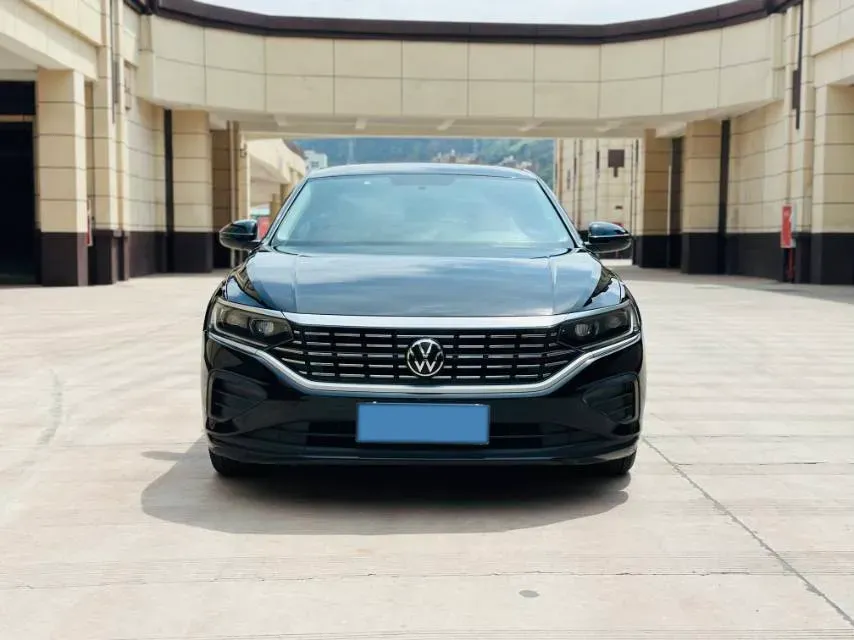 2023 Volkswagen Passat 1.4T 150HP L4 7DCT,autocango,china used car exporter,china ev exporter,chinese used car exporter,chinese used ev exporter