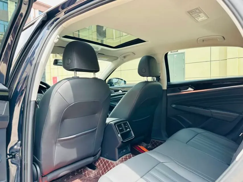 2023 Volkswagen Passat 1.4T 150HP L4 7DCT,autocango,china used car exporter,china ev exporter,chinese used car exporter,chinese used ev exporter