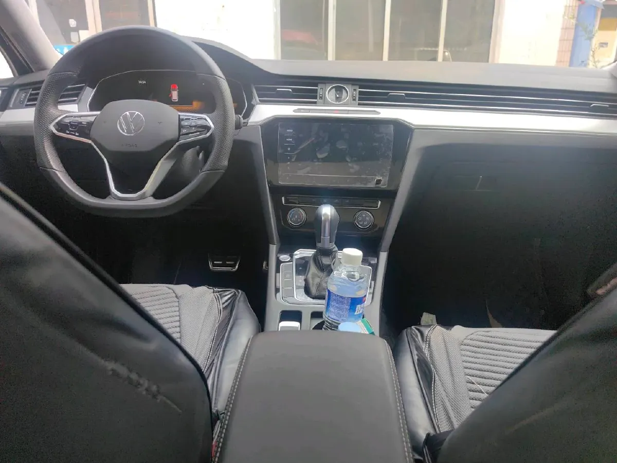 2024 Volkswagen Magotan 1.4T 150HP L4 7DCT,autocango,china used car exporter,china ev exporter,chinese used car exporter,chinese used ev exporter