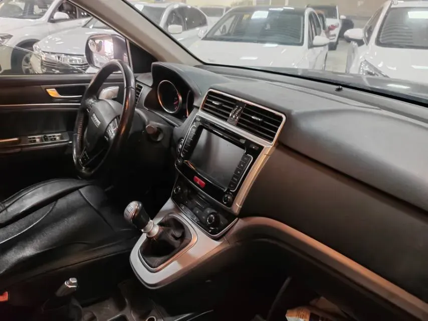 2018 Haval M6 1.5T 150HP L4 6MT,autocango,china used car exporter,china ev exporter,chinese used car exporter,chinese used ev exporter