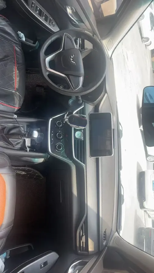 2018 WuLing HongGuang S3 1.5L 112HP L4 6MT,autocango,china used car exporter,china ev exporter,chinese used car exporter,chinese used ev exporter