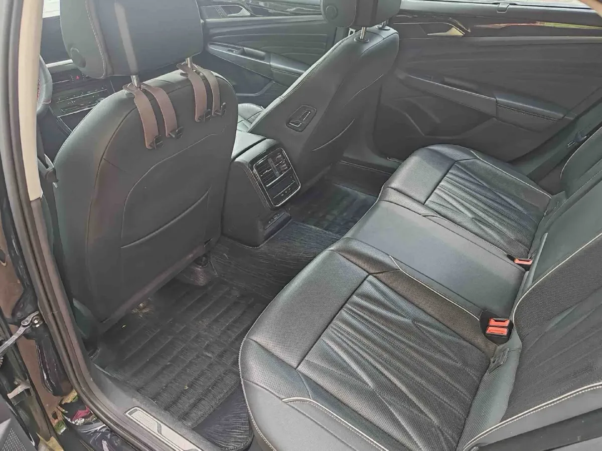 2021 Volkswagen Passat 2.0T 186HP L4 7DCT,autocango,china used car exporter,china ev exporter,chinese used car exporter,chinese used ev exporter