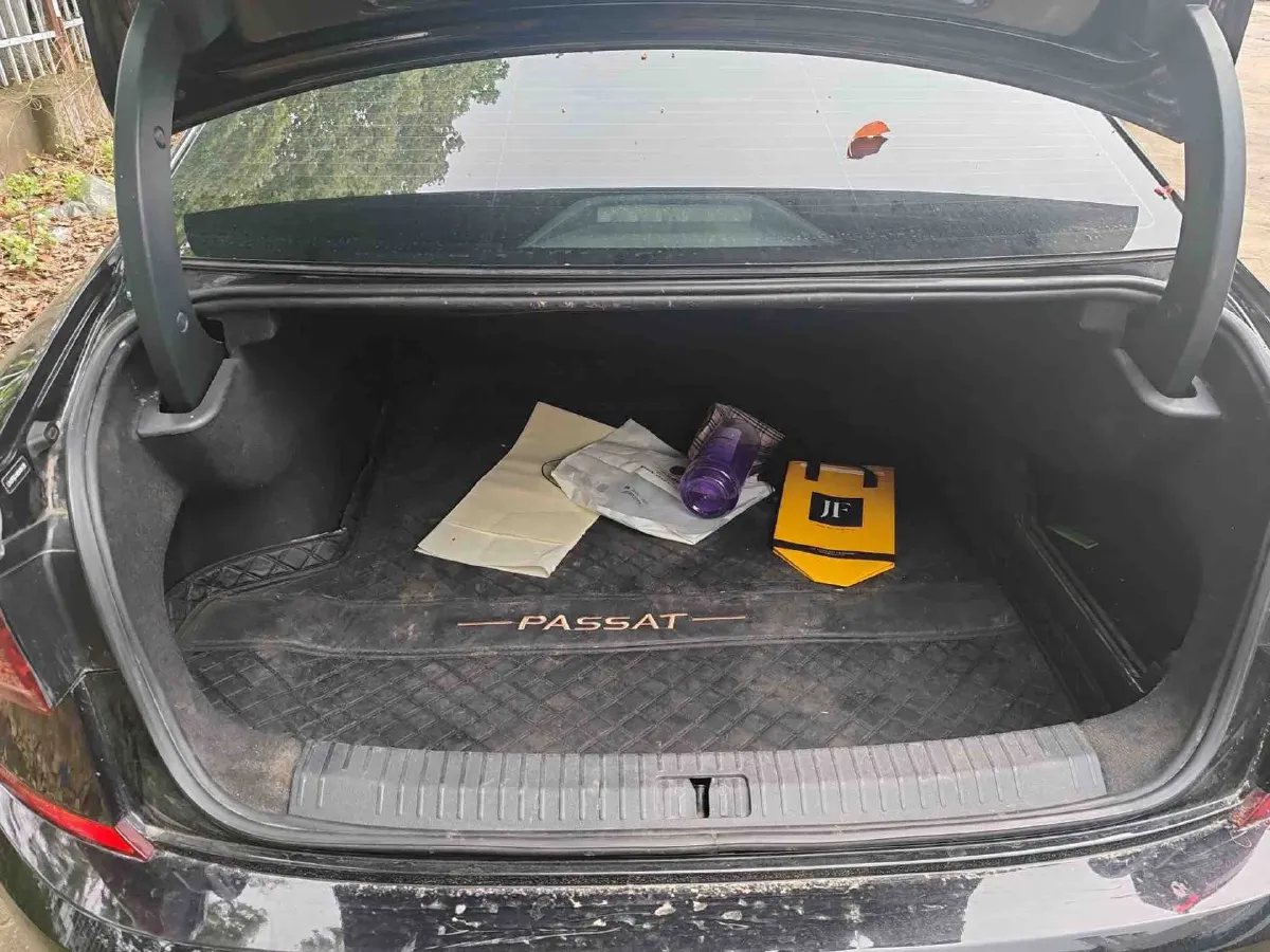 2021 Volkswagen Passat 2.0T 186HP L4 7DCT,autocango,china used car exporter,china ev exporter,chinese used car exporter,chinese used ev exporter