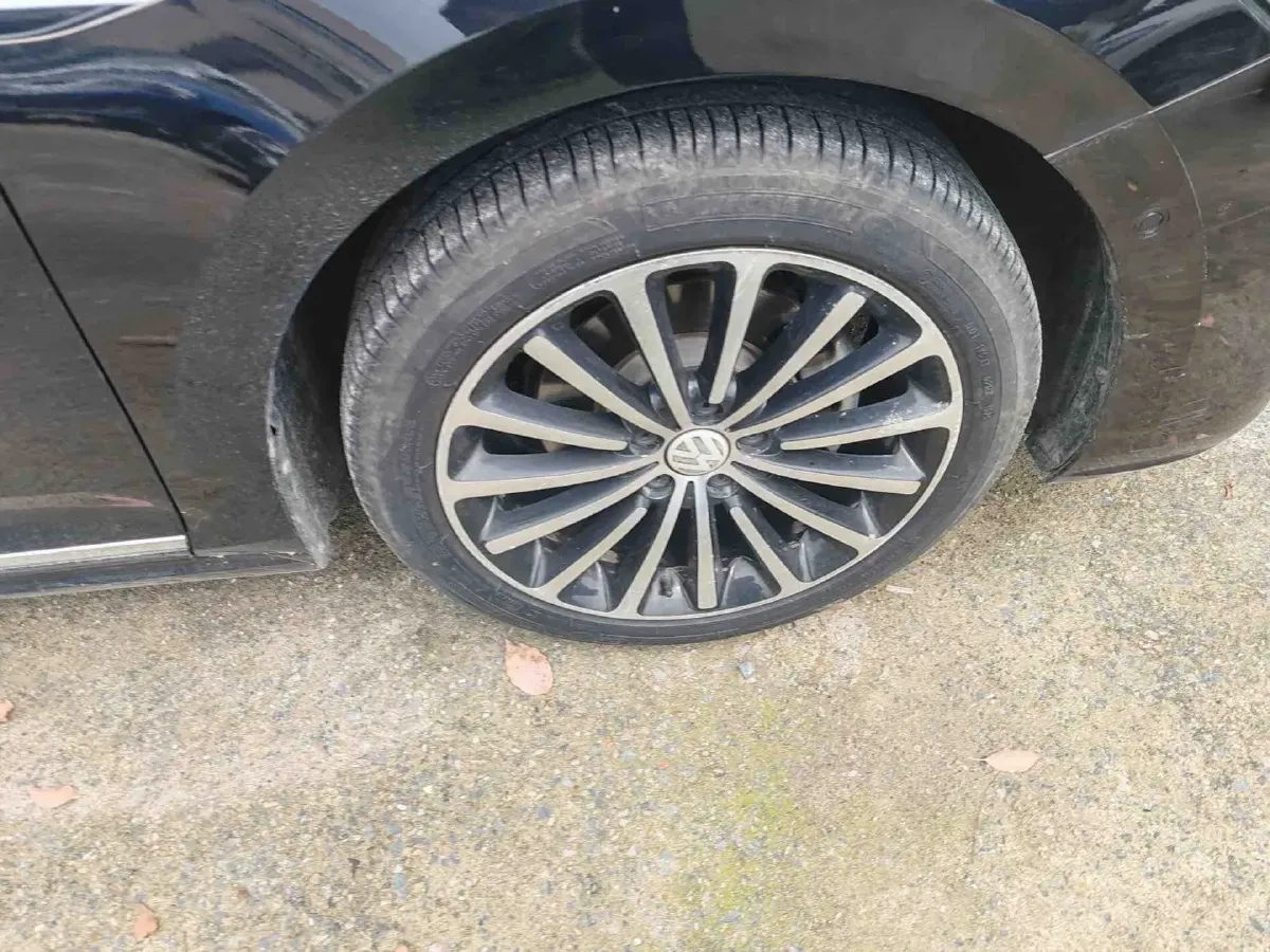 2021 Volkswagen Passat 2.0T 186HP L4 7DCT,autocango,china used car exporter,china ev exporter,chinese used car exporter,chinese used ev exporter