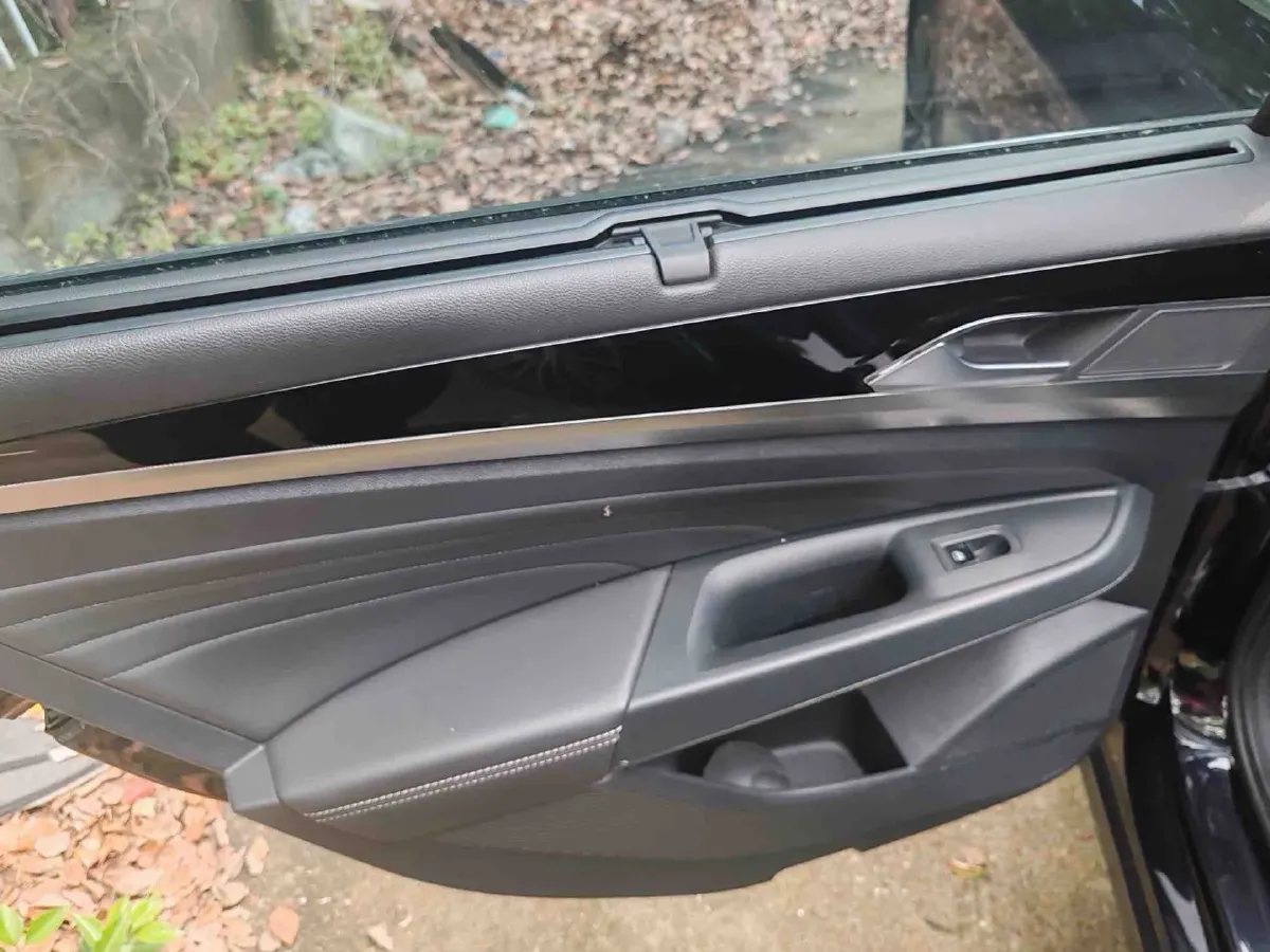 2021 Volkswagen Passat 2.0T 186HP L4 7DCT,autocango,china used car exporter,china ev exporter,chinese used car exporter,chinese used ev exporter