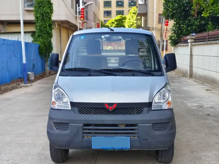 2020 WuLing RongGuang Mini Truck 1.5L 99HP L4 5MT,autocango,china used car exporter,china ev exporter,chinese used car exporter,chinese used ev exporter