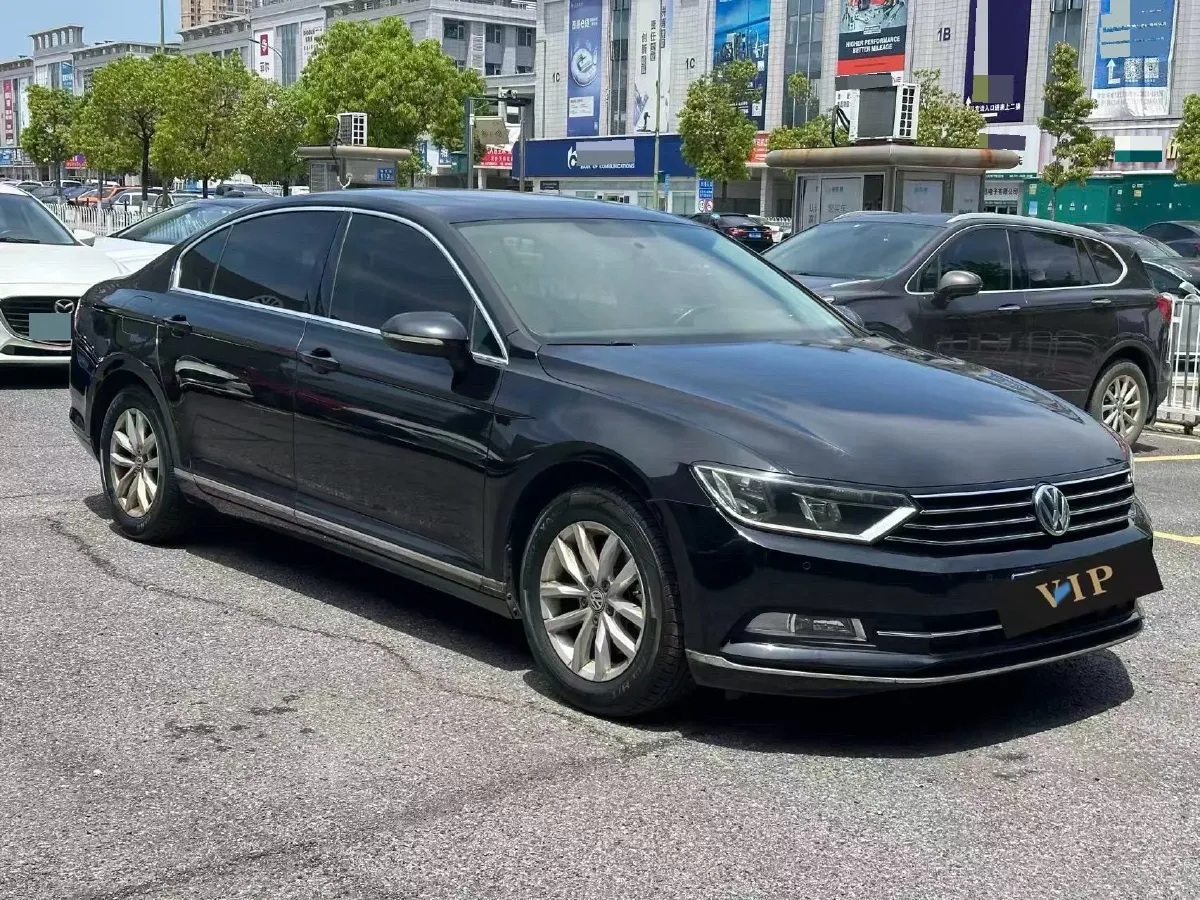 2017 Volkswagen Magotan 1.4T 150HP L4 7DCT,autocango,china used car exporter,china ev exporter,chinese used car exporter,chinese used ev exporter
