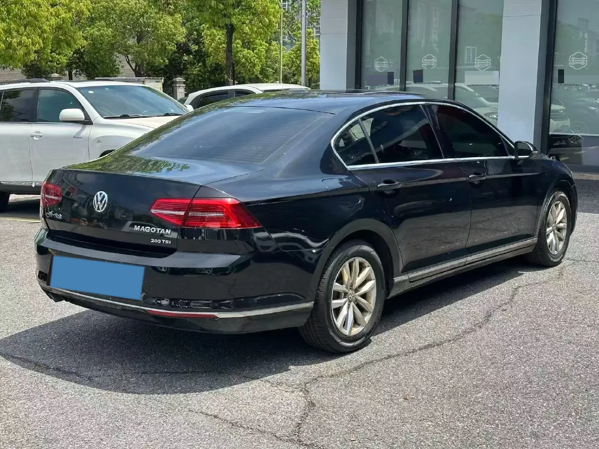 2017 Volkswagen Magotan 1.4T 150HP L4 7DCT,autocango,china used car exporter,china ev exporter,chinese used car exporter,chinese used ev exporter
