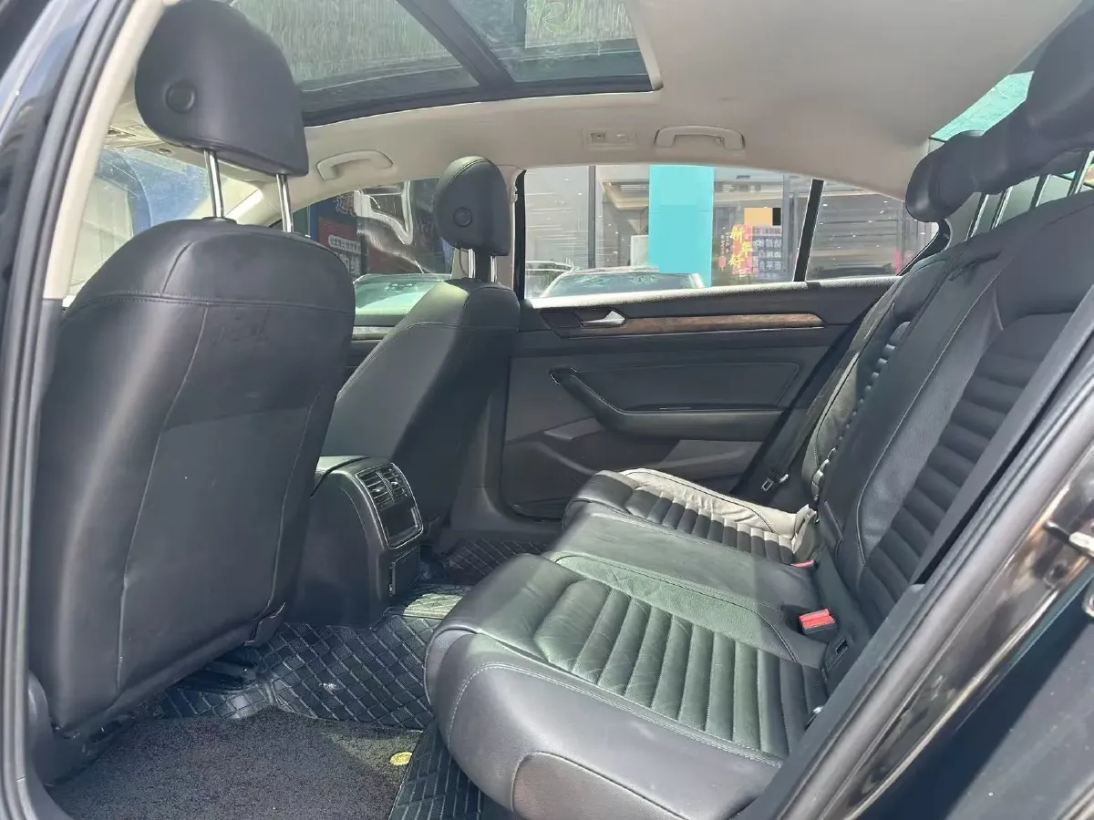 2017 Volkswagen Magotan 1.4T 150HP L4 7DCT,autocango,china used car exporter,china ev exporter,chinese used car exporter,chinese used ev exporter