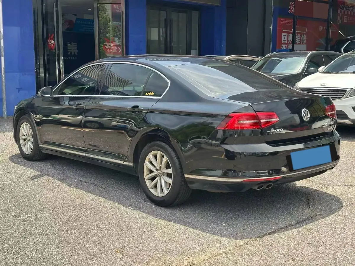 2017 Volkswagen Magotan 1.4T 150HP L4 7DCT,autocango,china used car exporter,china ev exporter,chinese used car exporter,chinese used ev exporter