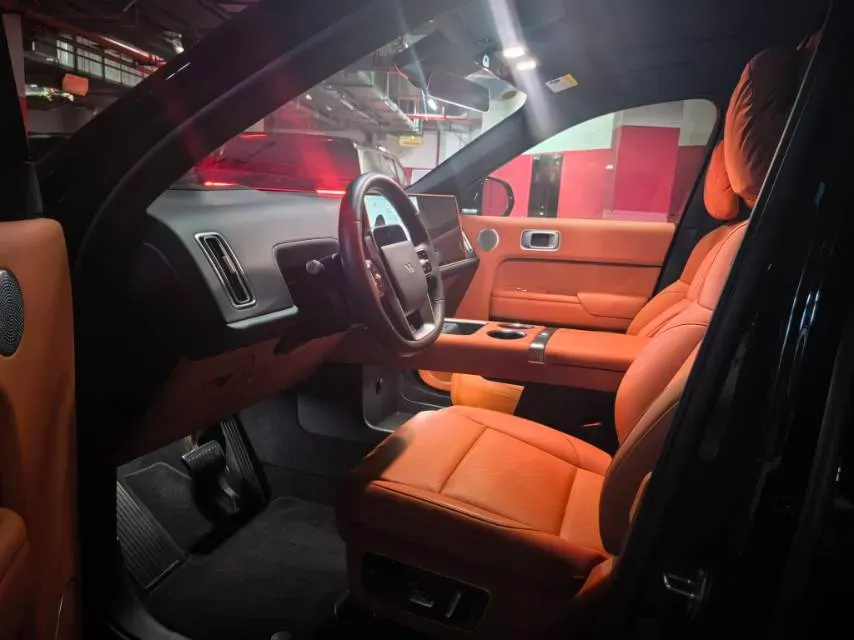 2024 Li L9 Range Extended 154HP REEV 52.3KWH,autocango,china used car exporter,china ev exporter,chinese used car exporter,chinese used ev exporter