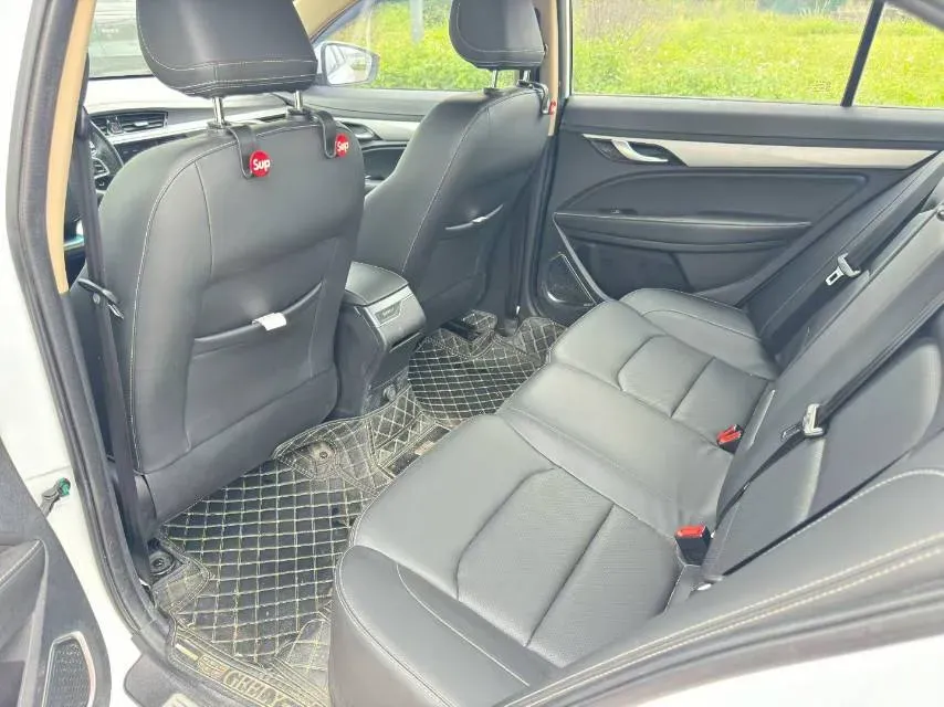 2018 Geely Emgrand 1.5L 109HP L4 5MT,autocango,china used car exporter,china ev exporter,chinese used car exporter,chinese used ev exporter