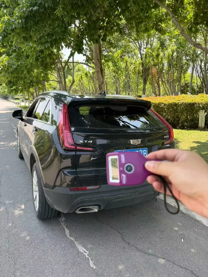 2022 Cadillac XT4 2.0T 237HP L4 9AT,autocango,china used car exporter,china ev exporter,chinese used car exporter,chinese used ev exporter