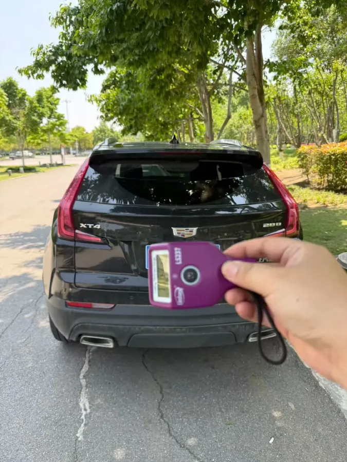 2022 Cadillac XT4 2.0T 237HP L4 9AT,autocango,china used car exporter,china ev exporter,chinese used car exporter,chinese used ev exporter