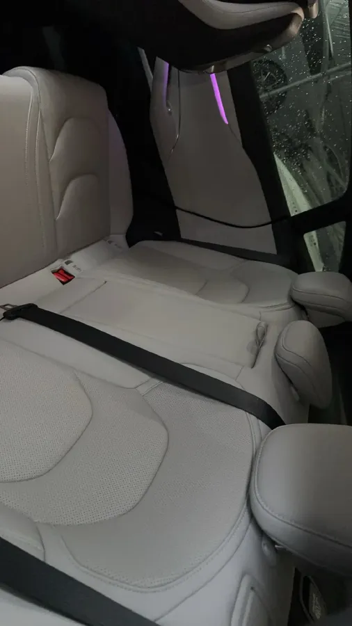 2024 MI SU7 BEV 101KWH,autocango,china used car exporter,china ev exporter,chinese used car exporter,chinese used ev exporter