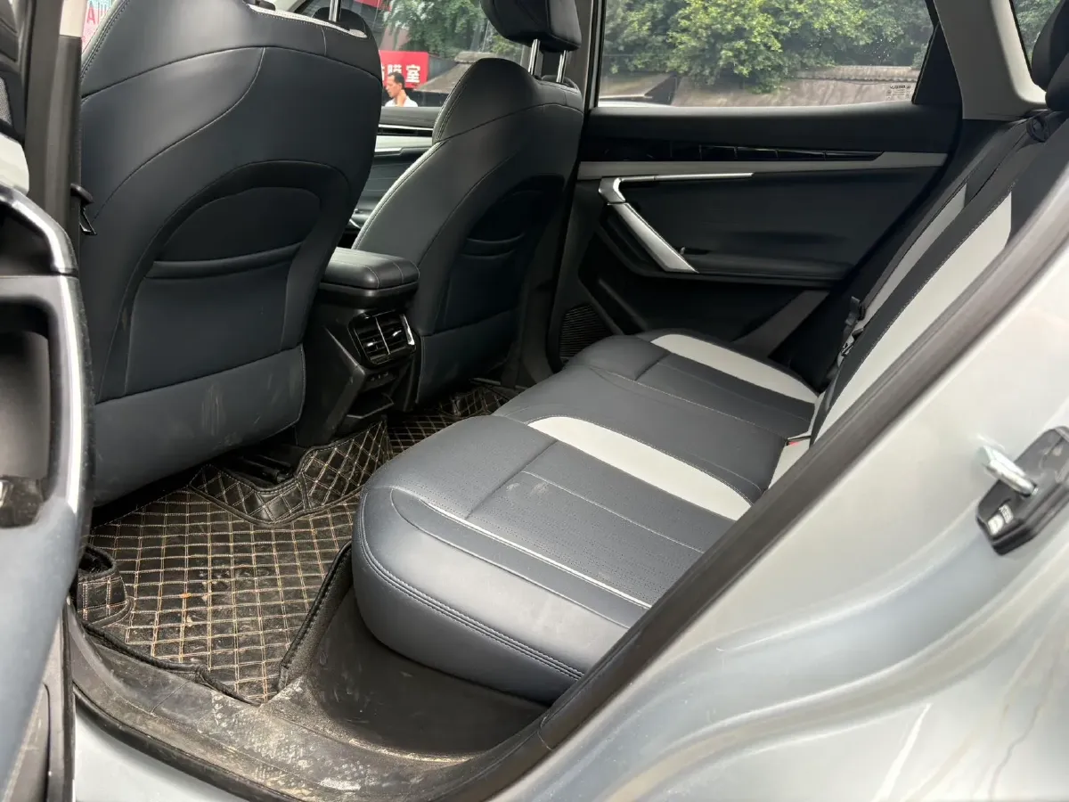 2024 Geely StarRay 1.5T 181HP L4 7DCT,autocango,china used car exporter,china ev exporter,chinese used car exporter,chinese used ev exporter