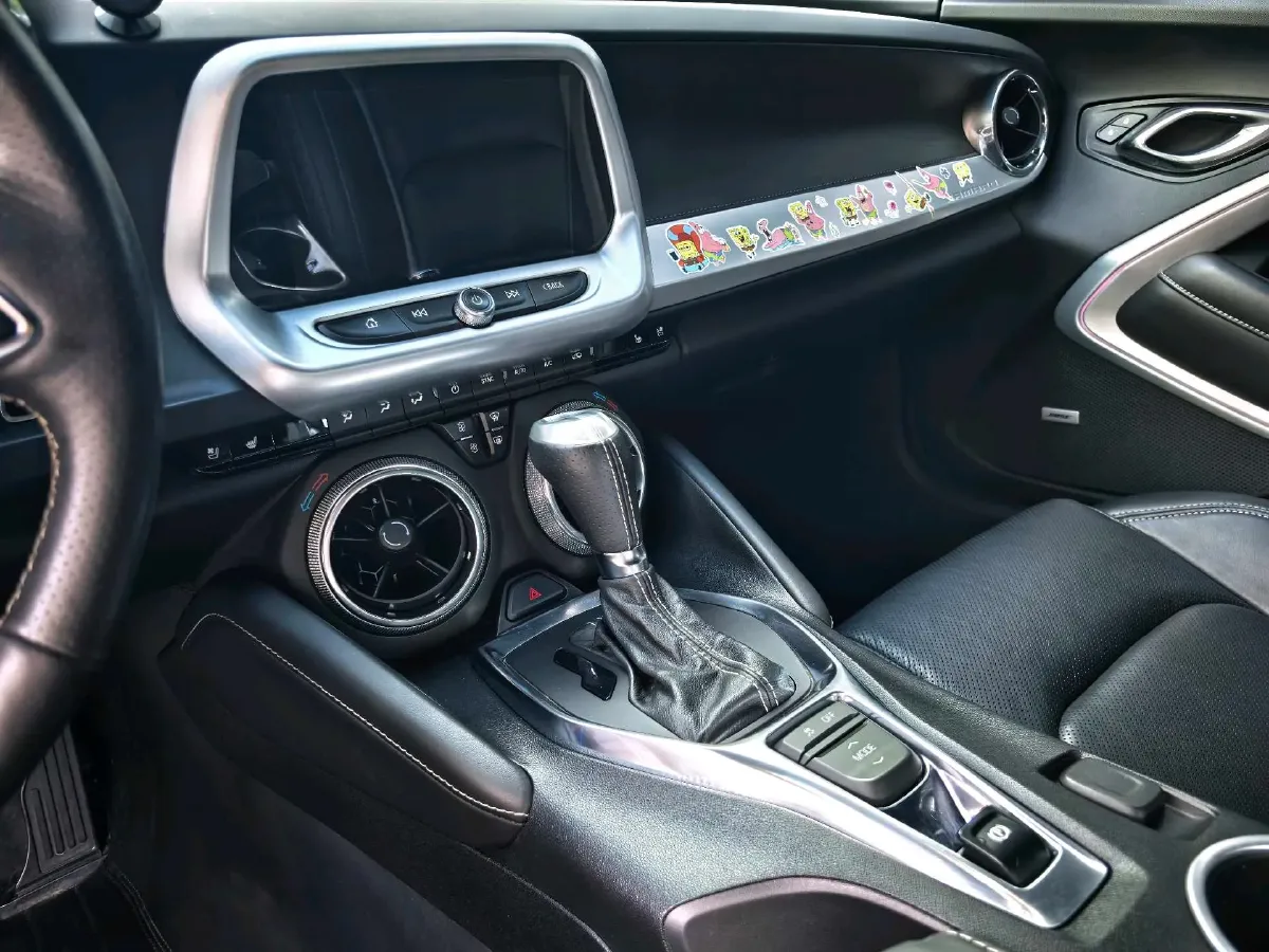 2017 Chevrolet Camaro 2.0T 275HP L4 8AT,autocango,china used car exporter,china ev exporter,chinese used car exporter,chinese used ev exporter