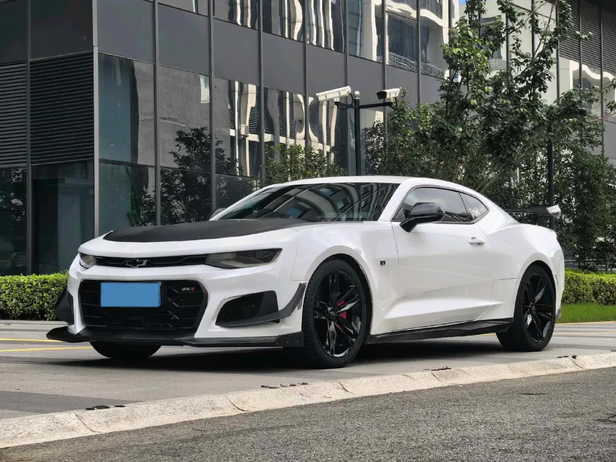 2017 Chevrolet Camaro 2.0T 275HP L4 8AT,autocango,china used car exporter,china ev exporter,chinese used car exporter,chinese used ev exporter