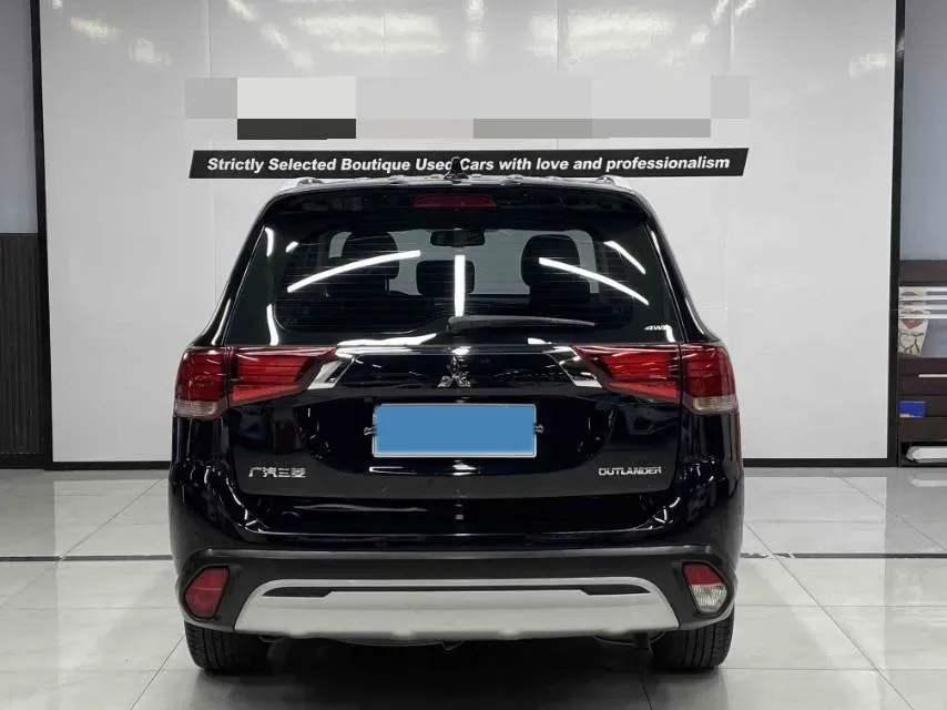 2019 Mitsubishi Outlander 2.4L 192HP L4 CVT,autocango,china used car exporter,china ev exporter,chinese used car exporter,chinese used ev exporter