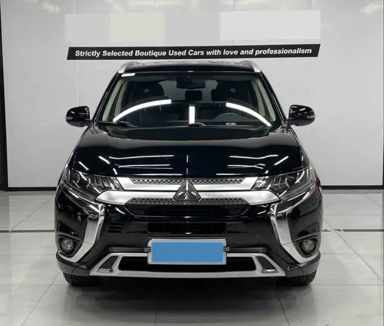2019 Mitsubishi Outlander 2.4L 192HP L4 CVT,autocango,china used car exporter,china ev exporter,chinese used car exporter,chinese used ev exporter
