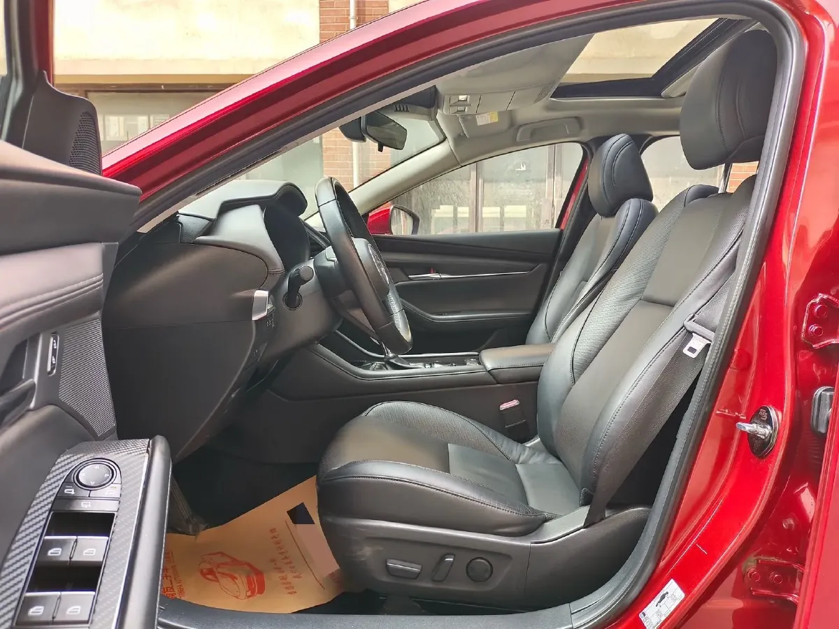 2020 Mazda 3 Axela 2.0L 158HP L4 6AT,autocango,china used car exporter,china ev exporter,chinese used car exporter,chinese used ev exporter