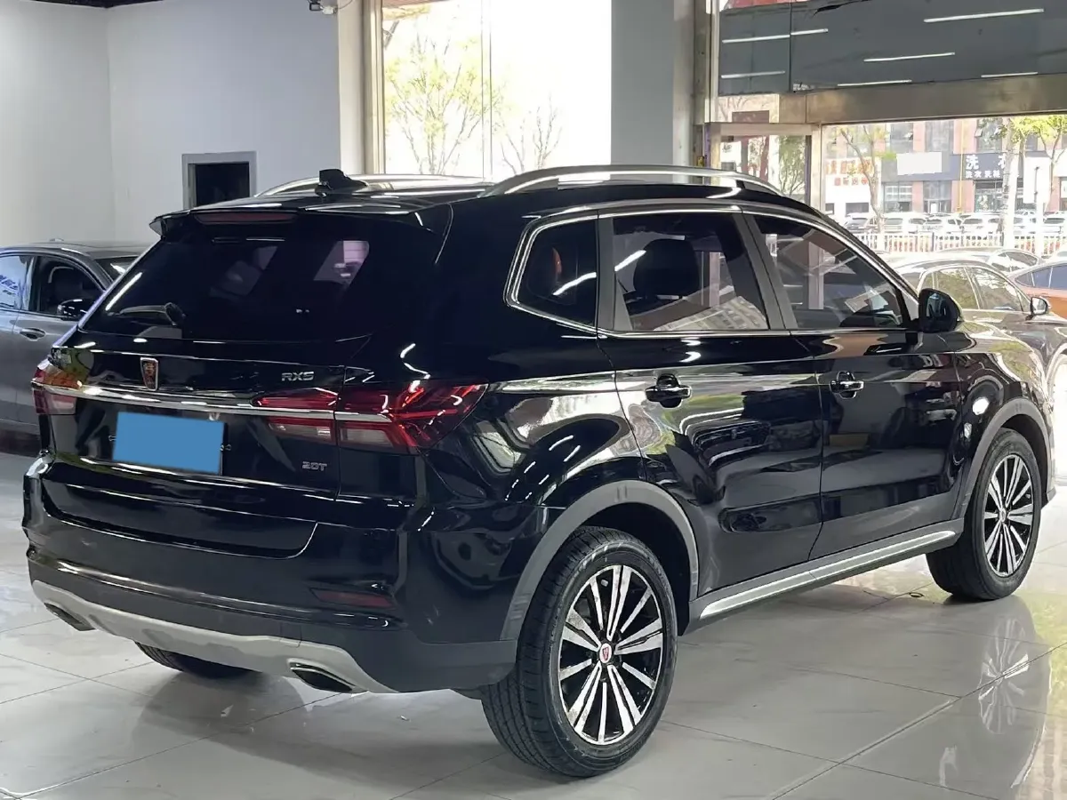 2020 Roewe i6 1.5T 169HP L4 7DCT,autocango,china used car exporter,china ev exporter,chinese used car exporter,chinese used ev exporter