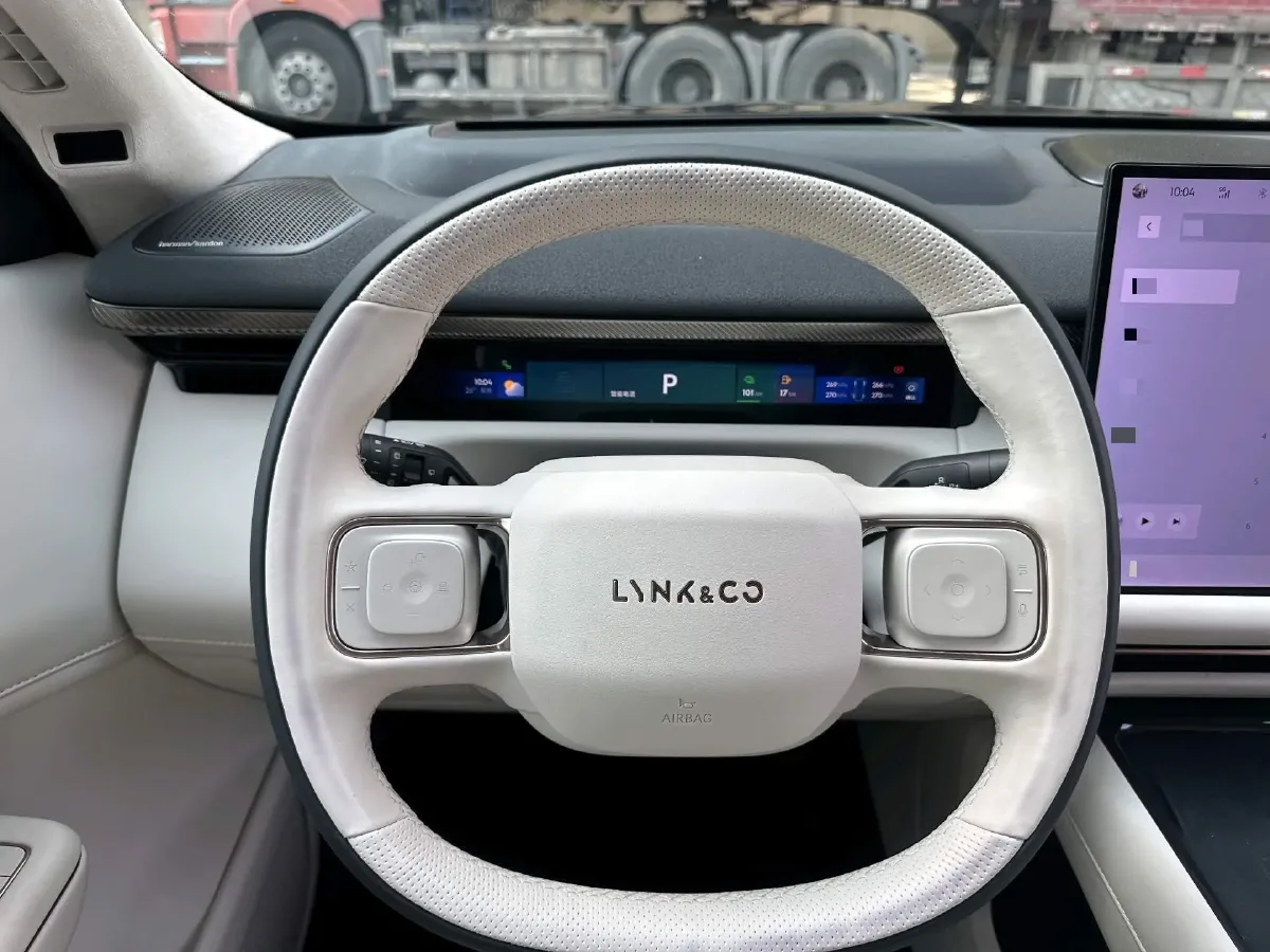2025 LYNK&CO 900 1.5T 190HP L4 3DHT PHEV 43.3KWH,autocango,china used car exporter,china ev exporter,chinese used car exporter,chinese used ev exporter
