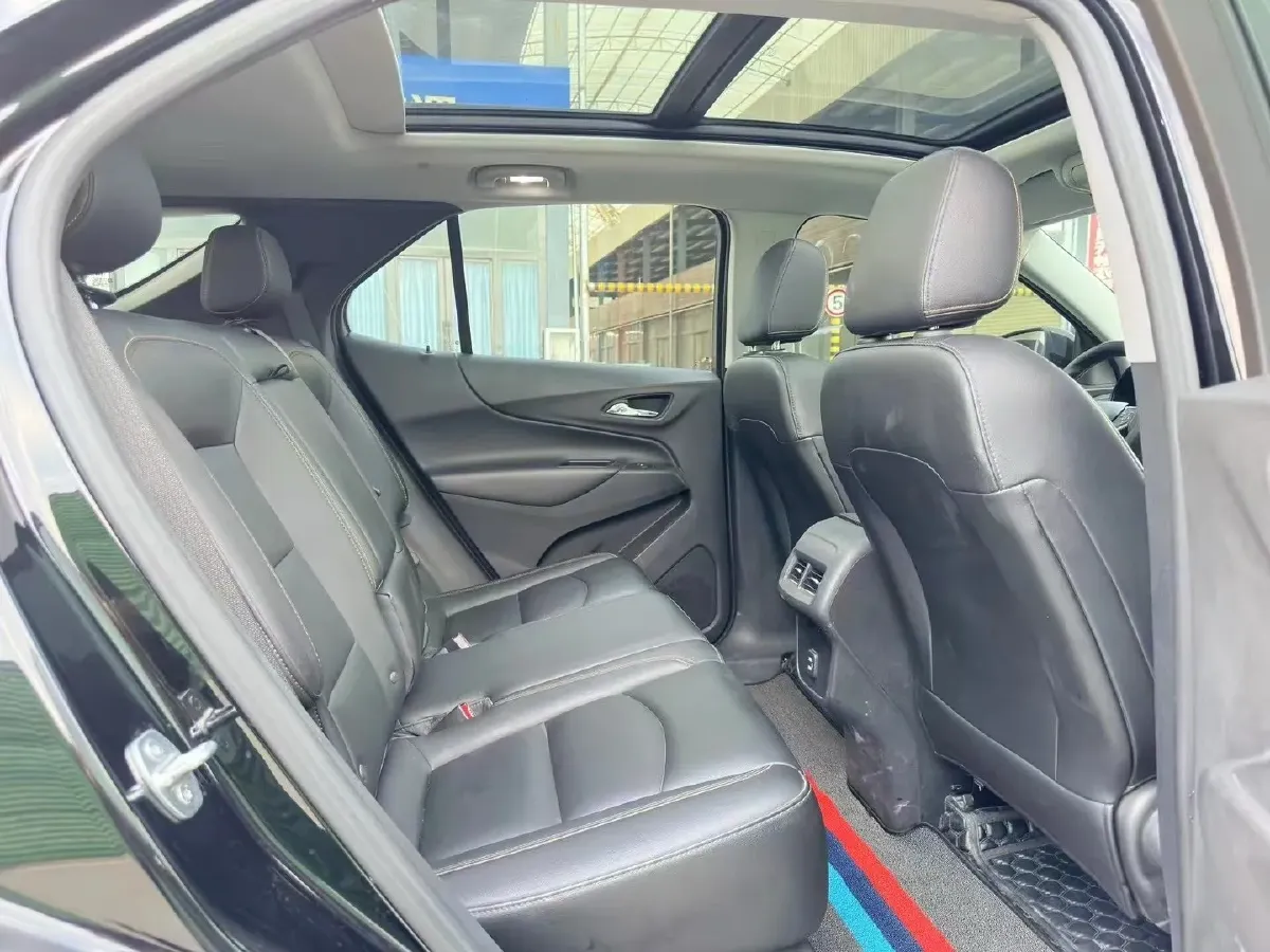 2019 Chevrolet Equinox 1.5T 169HP L4 6AT,autocango,china used car exporter,china ev exporter,chinese used car exporter,chinese used ev exporter