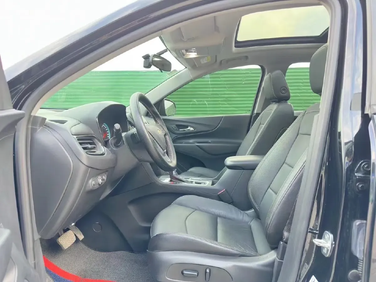 2019 Chevrolet Equinox 1.5T 169HP L4 6AT,autocango,china used car exporter,china ev exporter,chinese used car exporter,chinese used ev exporter