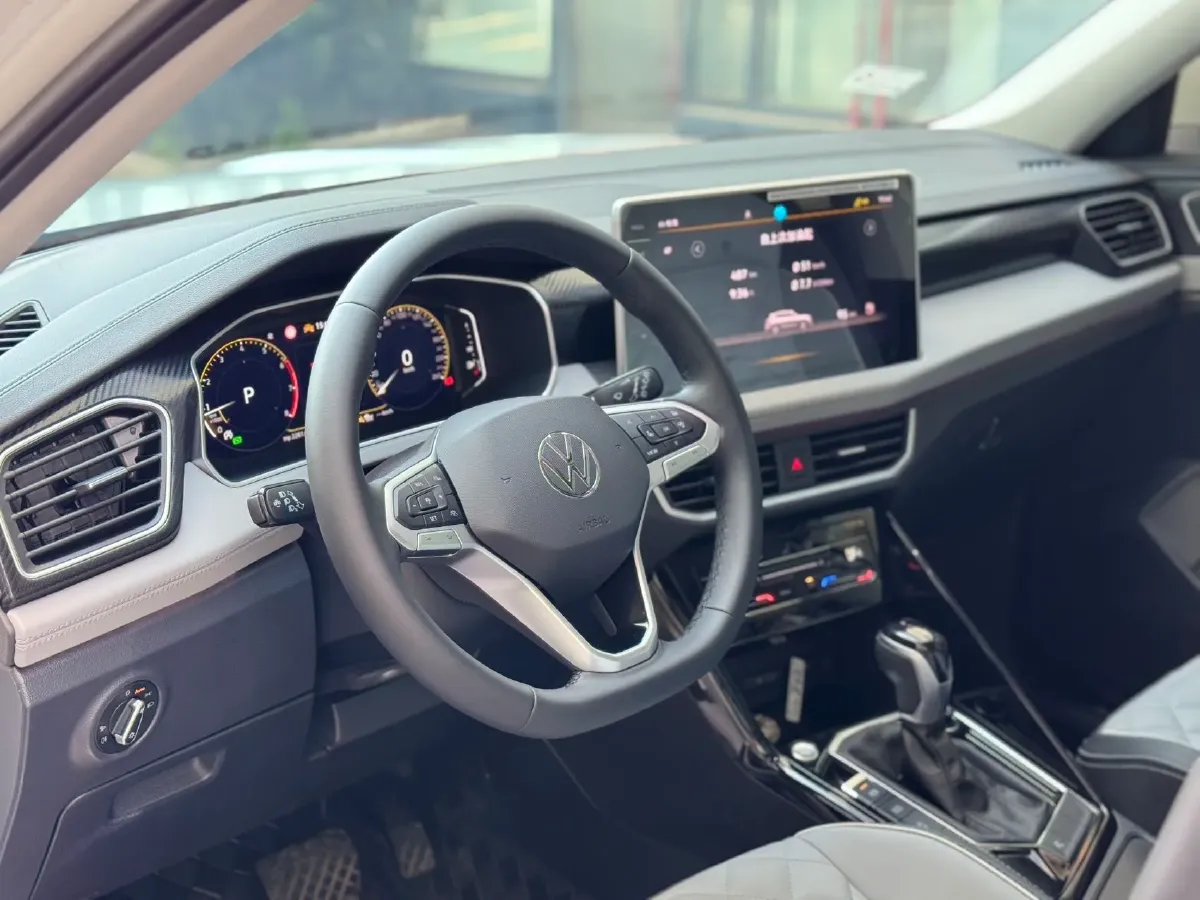 2024 Volkswagen Tayron 2.0T 186HP L4 7DCT,autocango,china used car exporter,china ev exporter,chinese used car exporter,chinese used ev exporter