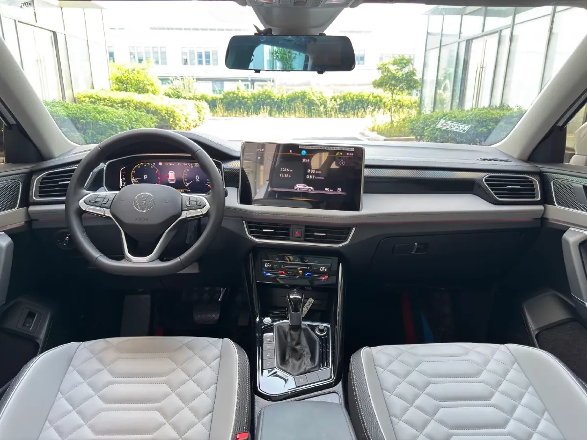 2024 Volkswagen Tayron 2.0T 186HP L4 7DCT,autocango,china used car exporter,china ev exporter,chinese used car exporter,chinese used ev exporter