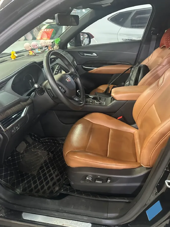 2022 Cadillac XT4 2.0T 237HP L4 9AT,autocango,china used car exporter,china ev exporter,chinese used car exporter,chinese used ev exporter