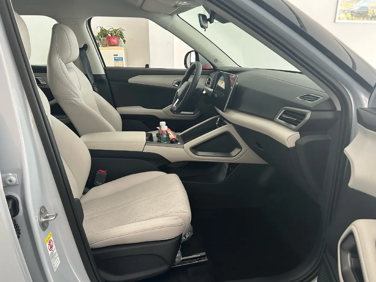 2025 BYD YuanUP BEV 45.12KWH,autocango,china used car exporter,china ev exporter,chinese used car exporter,chinese used ev exporter